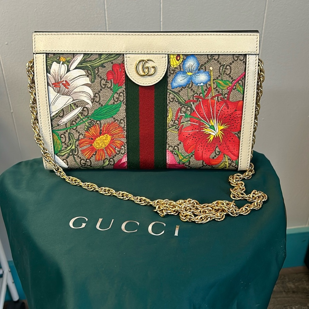 Gucci Floral Clutch Shoulder bag